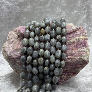 labradorit ( tımbıl kesim)