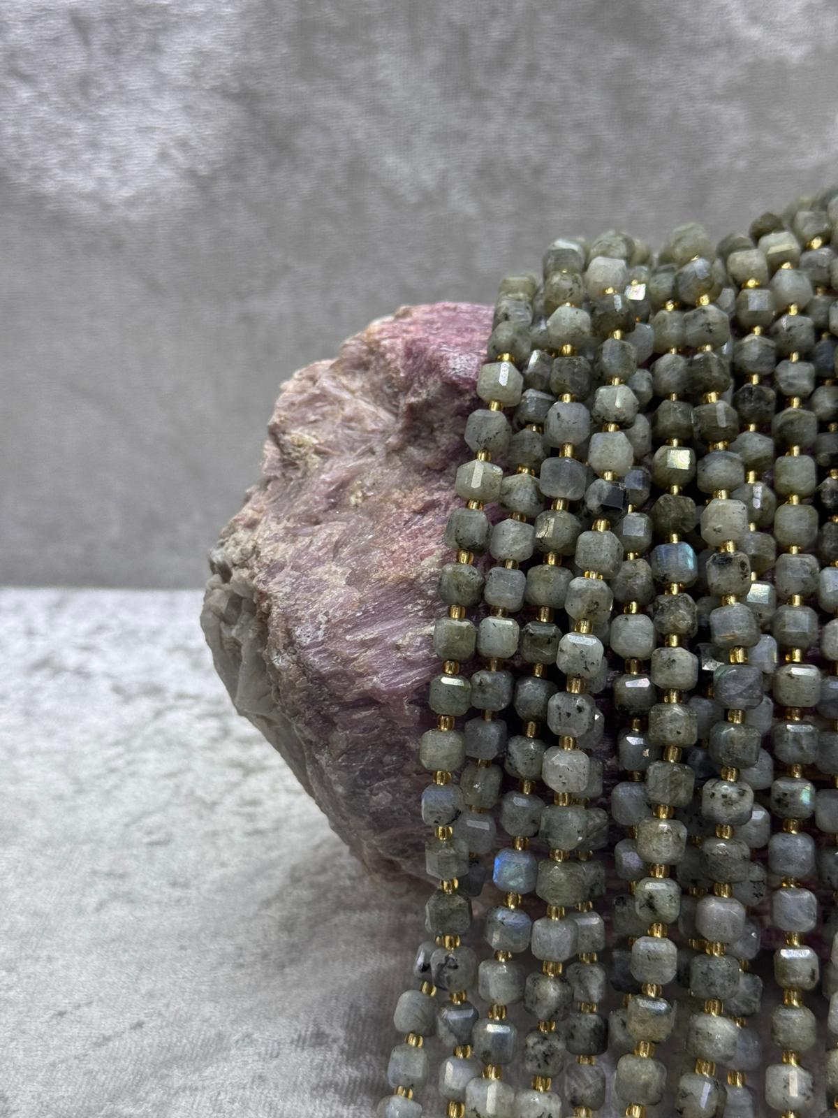 labradorit (küp kesim) - Image 2