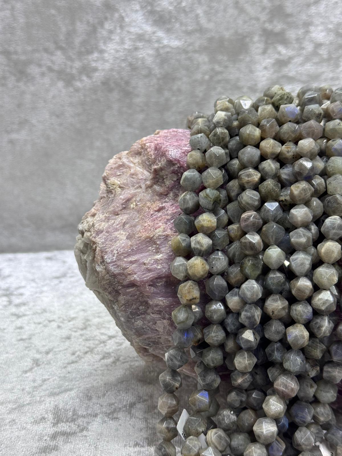 labradorit - Image 2