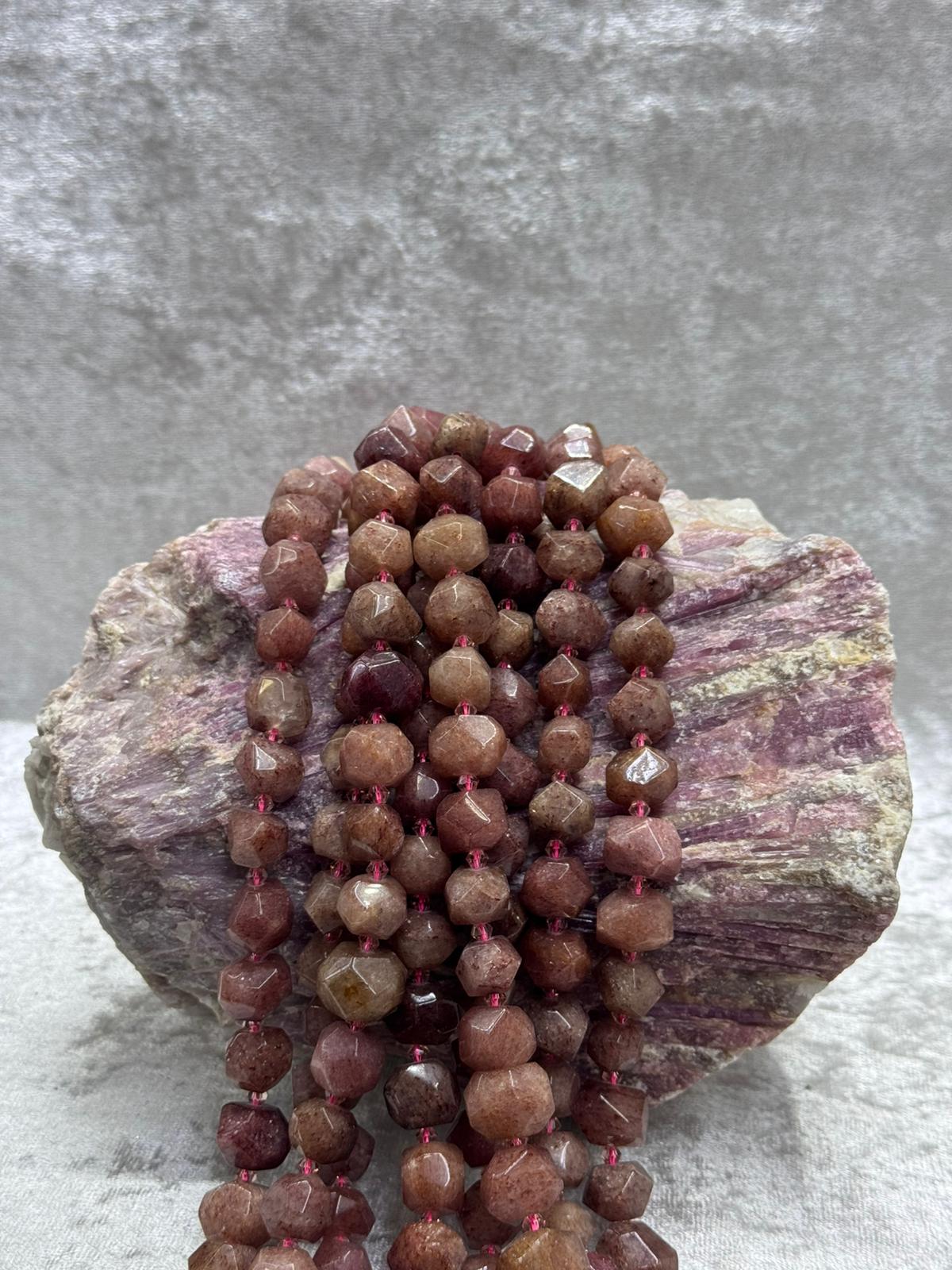çilek quartz (amorf)