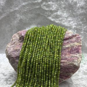 yeşim taşı küp kesim