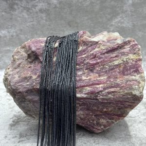 hematit gri mat (2*1 mm)