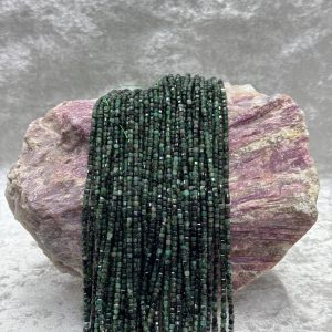 zümrüt küp (3*3 mm)