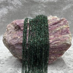 zümrüt küp (2*2 mm)