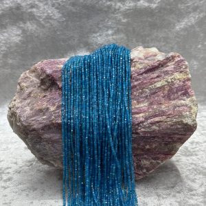 Apatit (küp kesim 2*2 mm)