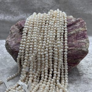 Doğal inci (küre kesim 6-7 mm)