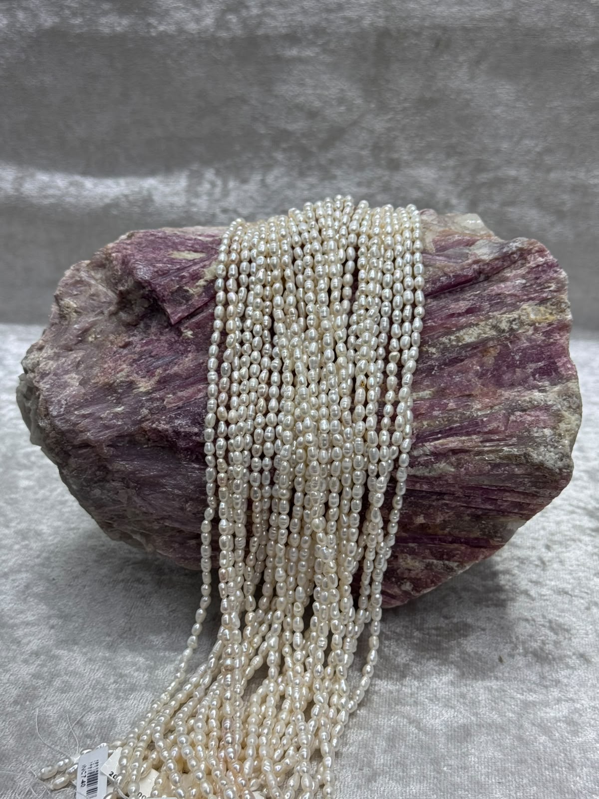 Doğal inci (arpa inci 3,5-4 mm)